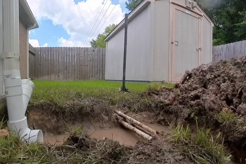 map[class:absolute inset-0 h-full w-full object-cover transition duration-300 ease-in-out group-hover:brightness-75 src:images/drainage_systems.jpg]