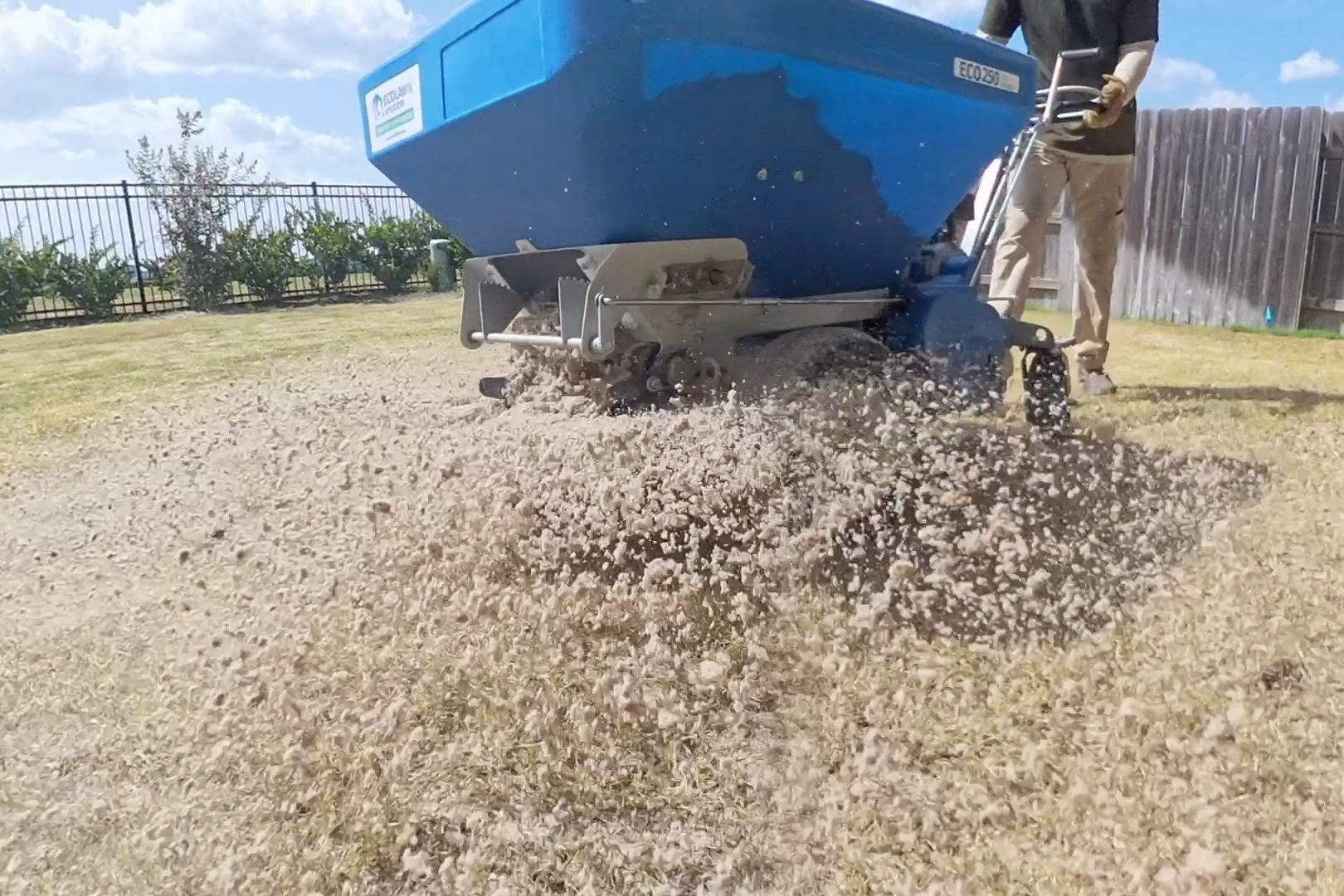 map[class:absolute inset-0 h-full w-full object-cover transition duration-300 ease-in-out group-hover:brightness-75 src:images/top_dressing.jpg]